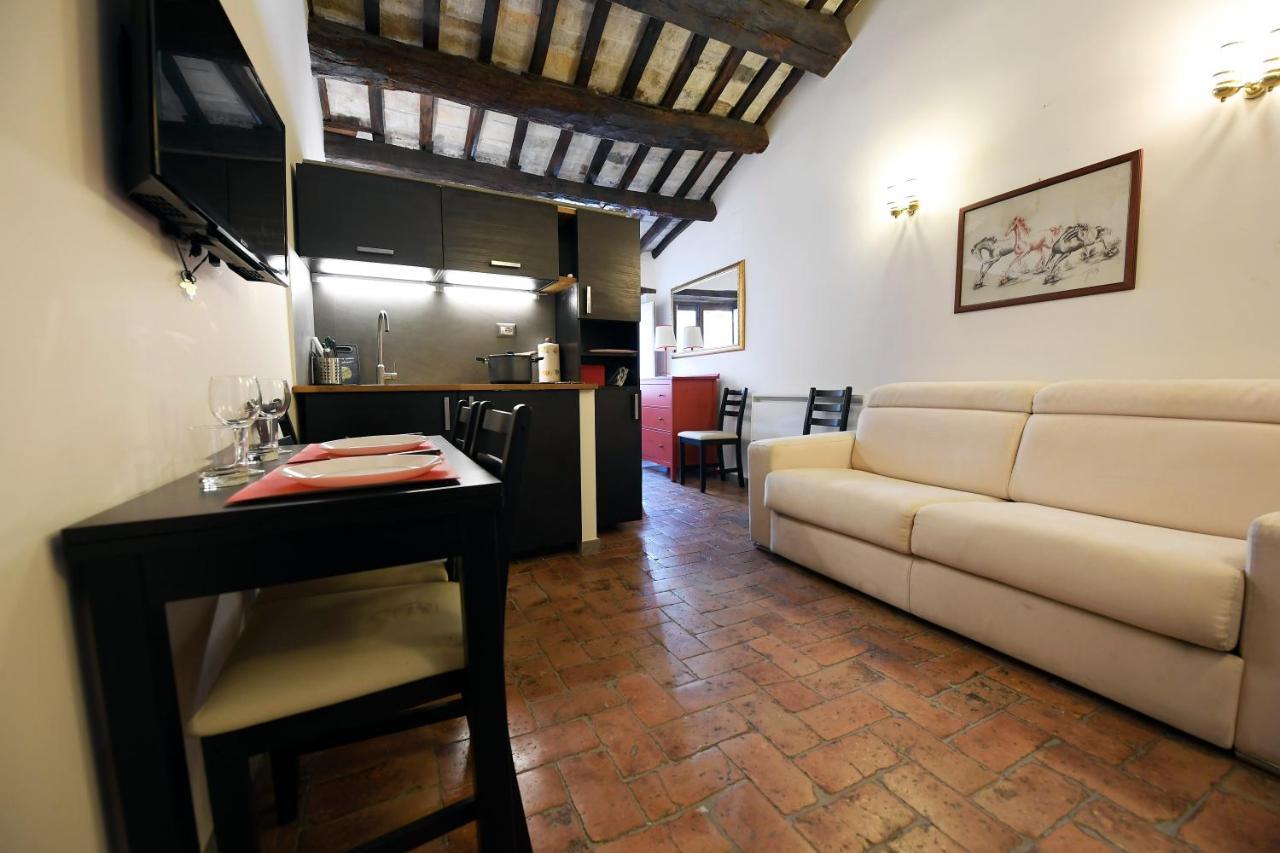 Grotte - Campo De' Fiori Apartment Rome Luaran gambar