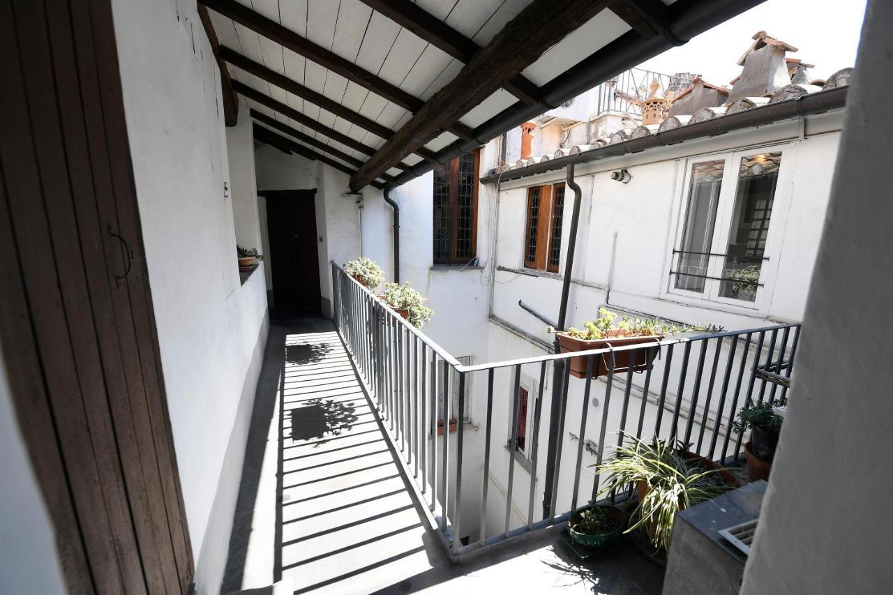 Grotte - Campo De' Fiori Apartment Rome Luaran gambar