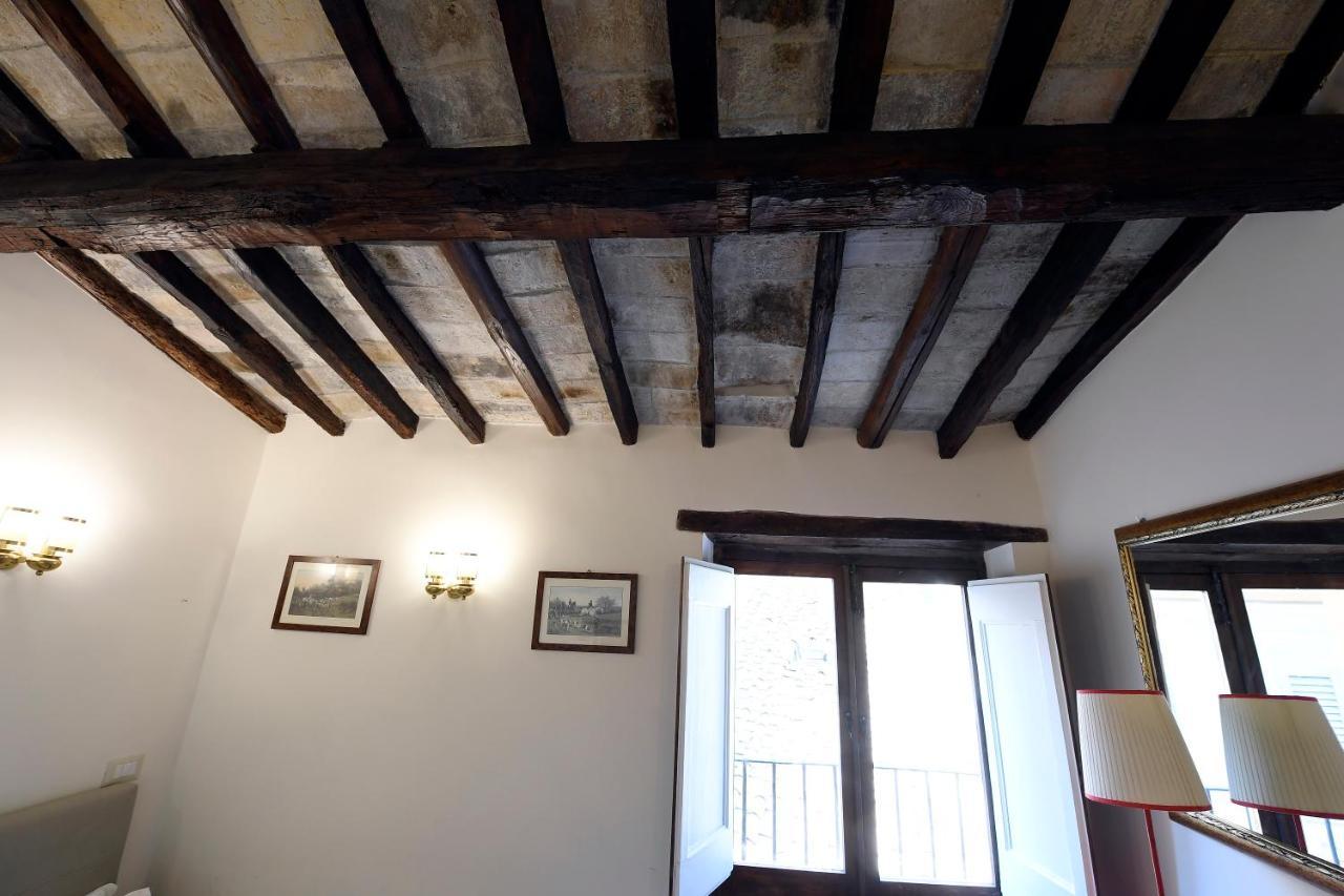 Grotte - Campo De' Fiori Apartment Rome Luaran gambar